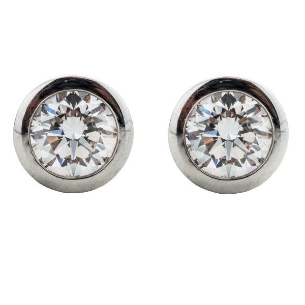 DIAMOND CUP STUD EARRINGS